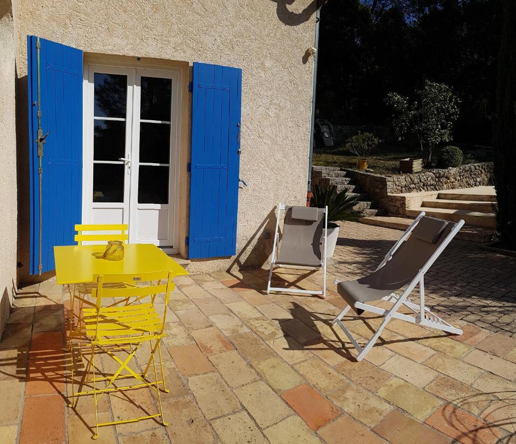 Le Mas des Hibiscus Trans-en-Provence Exterior foto